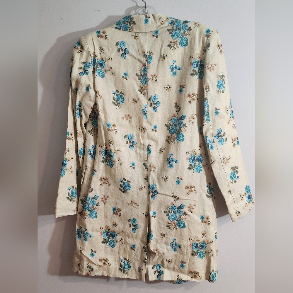 Linennaive Rococo Linen Trench Coat - Picture 4 of 8